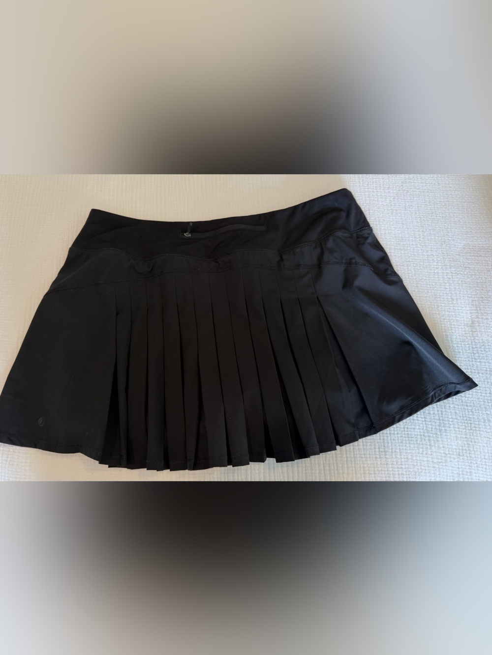 CRZ YOGA Black Pleated Athletic Skirt / skort